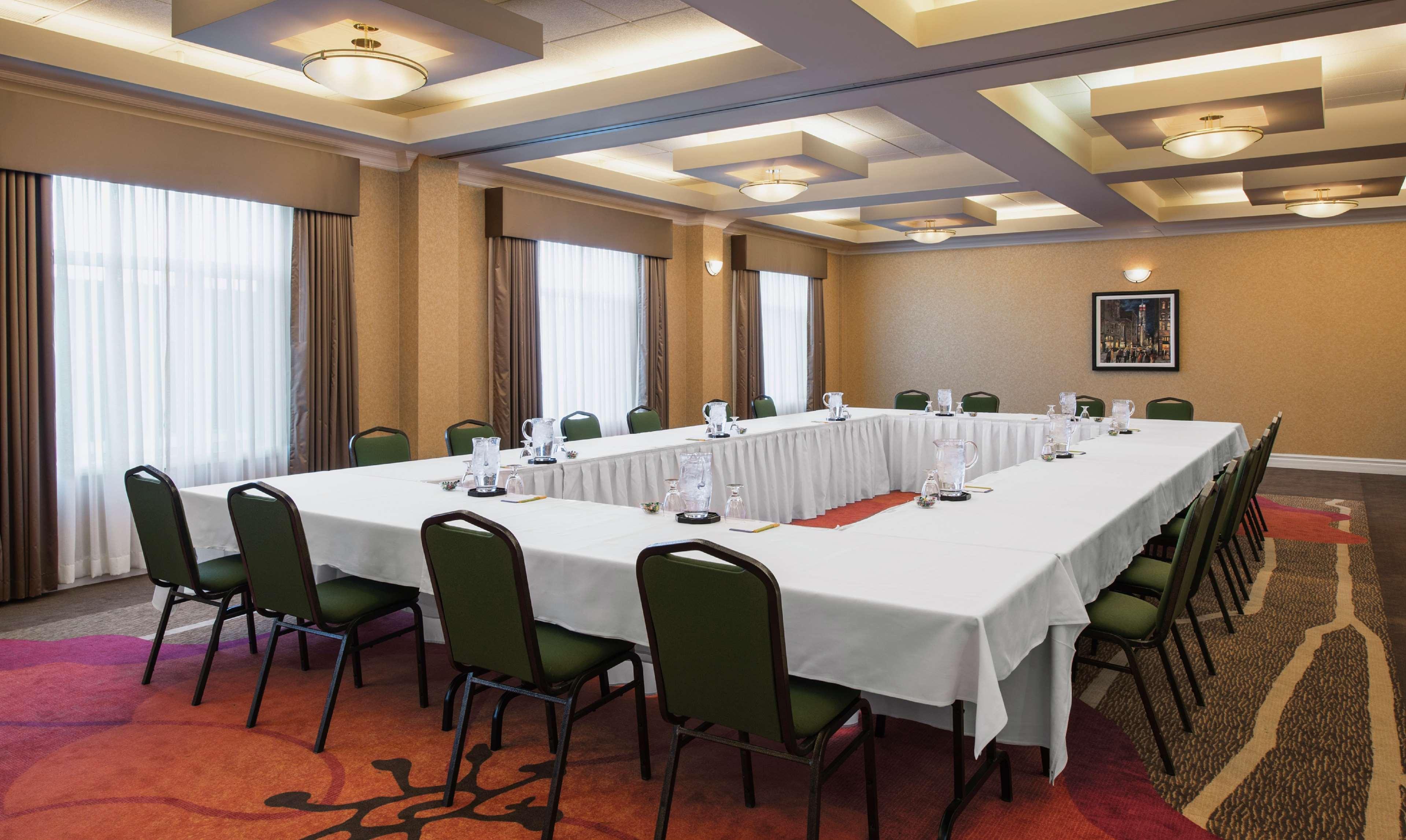 Hilton Garden Inn West Edmonton Exterior photo
